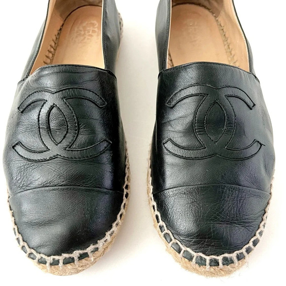 CHANEL || CC Cap Toe Black Leather Espadrille Loafers Logo Size EU 39 - Picture 3 of 16